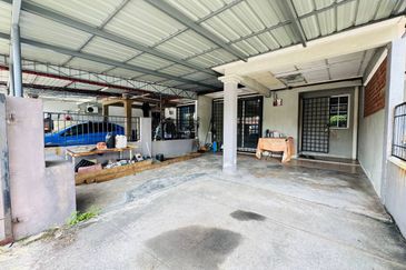 Taman Dahlia, Sepang