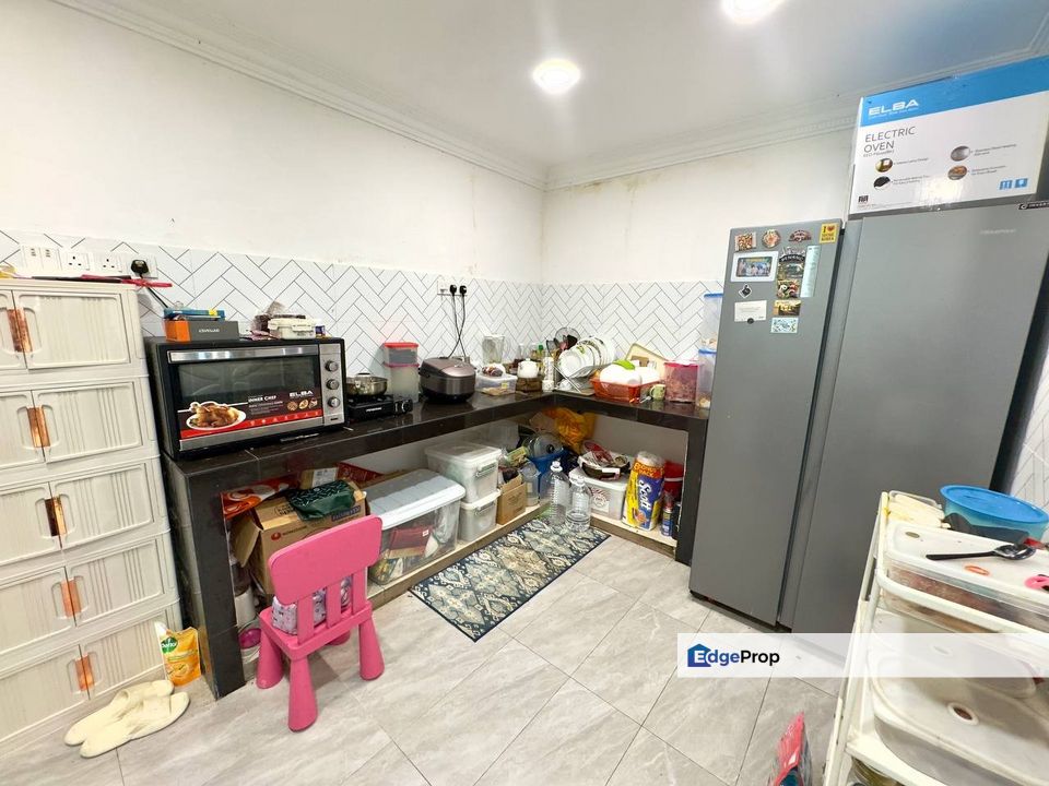 RENOVATED‼️ ENDLOT Double Storey Terrace House, Taman Ukay Bistari, Selangor, Ampang