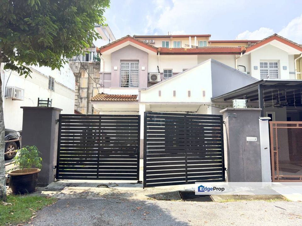 RENOVATED‼️ ENDLOT Double Storey Terrace House, Taman Ukay Bistari, Selangor, Ampang