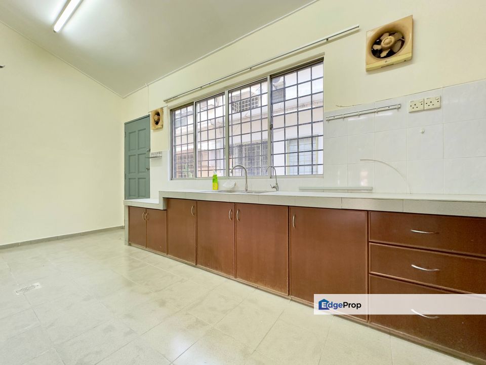 Renovated ‼️ Non-Bumilot Unit‼️ PJS 10 Taman Subang Indah Bandar Sunway Petaling Jaya Double Storey, Selangor, Bandar Sunway