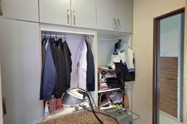 Desa Pinggiran Putra