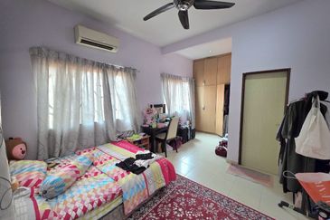 Desa Pinggiran Putra