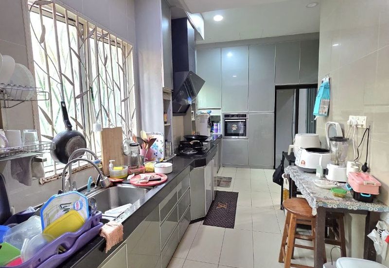 Desa Pinggiran Putra