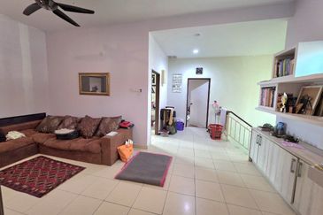 Desa Pinggiran Putra