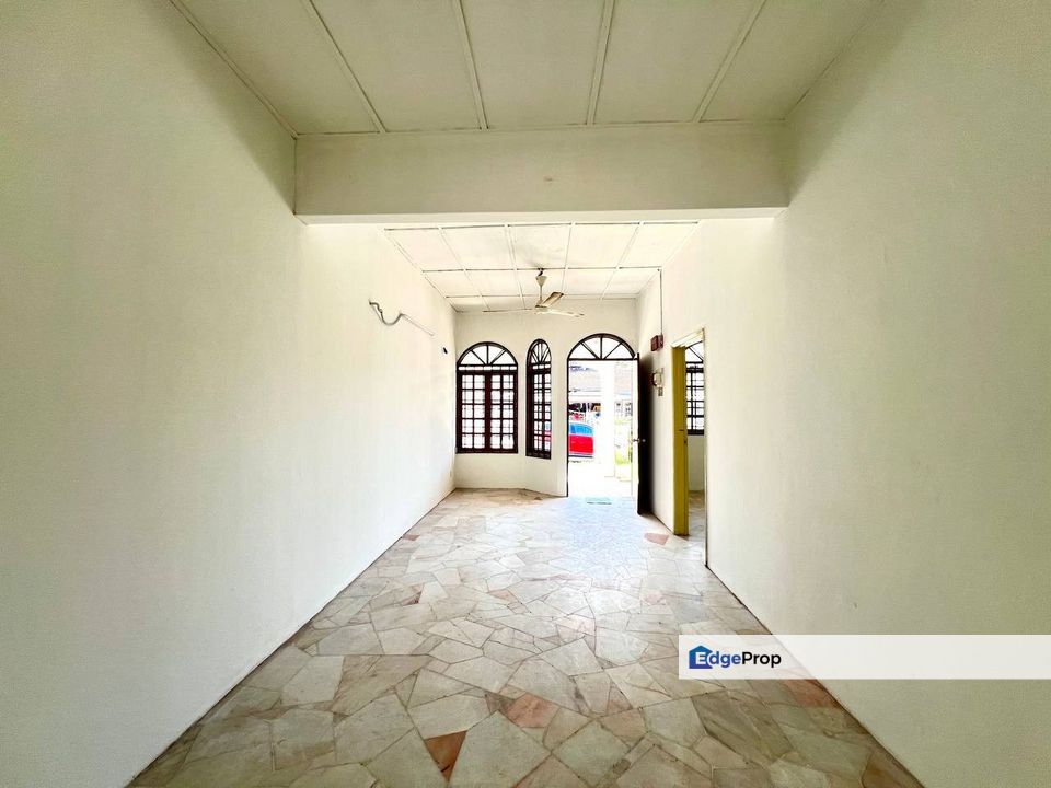 Newly Painted Single Storey Terrace House @ Taman Alam Megah, Seksyen 27, Shah Alam For Sale , Selangor, Shah Alam