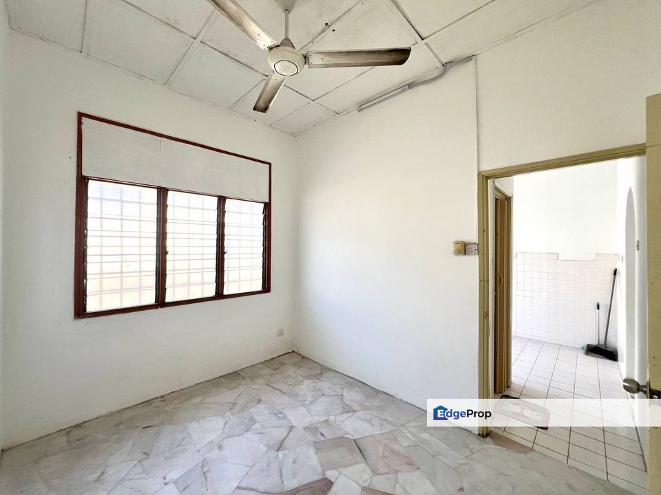 Newly Painted Single Storey Terrace House @ Taman Alam Megah, Seksyen 27, Shah Alam For Sale , Selangor, Shah Alam