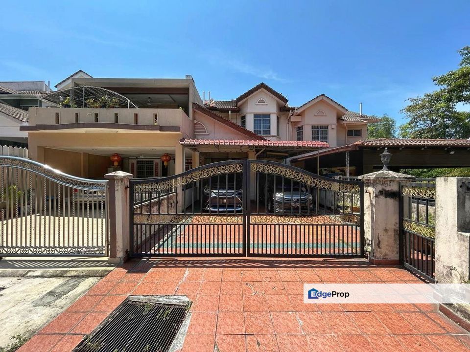 RENOVATED‼️ 20'×91'🔥Double Storey Terrace House Cahaya Heights, Seksyen U9 Shah Alam, Selangor, Shah Alam