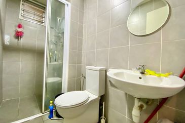 Savanna Executive Suites @ Southville City