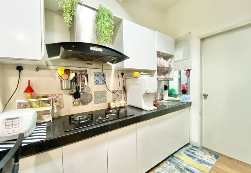 Savanna Executive Suites @ Southville City