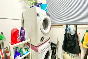 Savanna Executive Suites @ Southville City