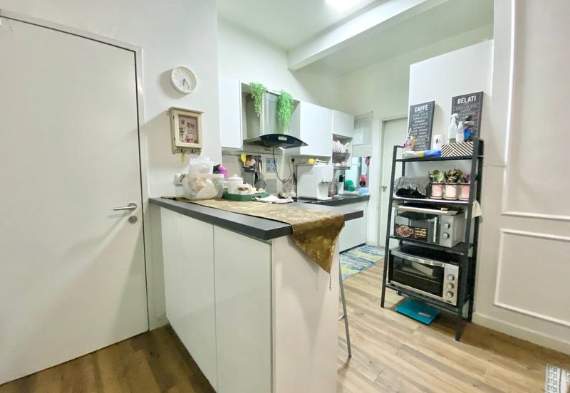 Savanna Executive Suites @ Southville City