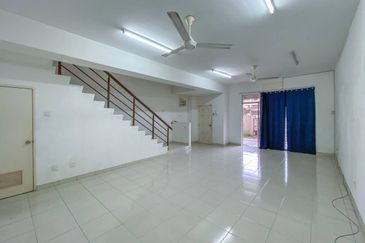 Jalan Setia Perdana U13/25