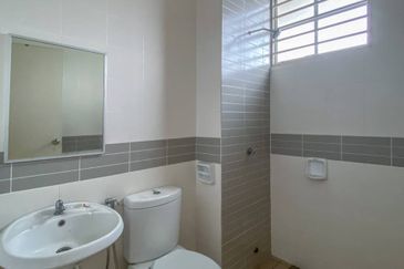 Jalan Setia Perdana U13/25