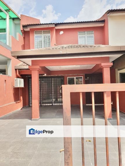 [RENOVATED & EXTENDED | NON BUMILOT] 2 STOREY LESTARI PERDANA 8, SERI KEMBANGAN, Selangor, Seri Kembangan
