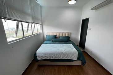 PR1MA Lakefront Homes