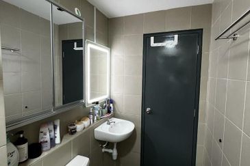 PR1MA Lakefront Homes