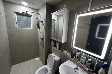 PR1MA Lakefront Homes