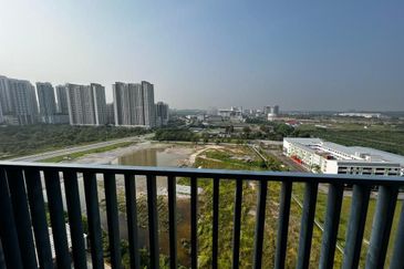 PR1MA Lakefront Homes