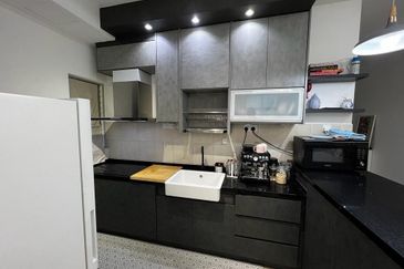 PR1MA Lakefront Homes