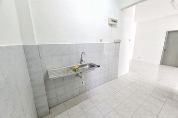 Putra Indah Apartment, Taman Pinggiran Putra