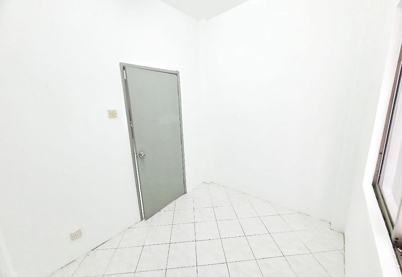 Putra Indah Apartment, Taman Pinggiran Putra