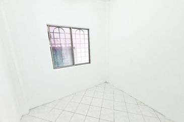 Putra Indah Apartment, Taman Pinggiran Putra