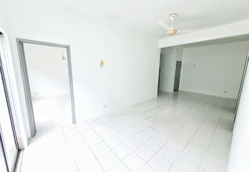 Putra Indah Apartment, Taman Pinggiran Putra