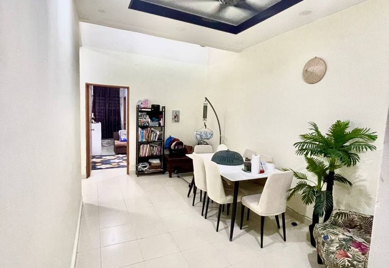 Taman Desa Saujana *