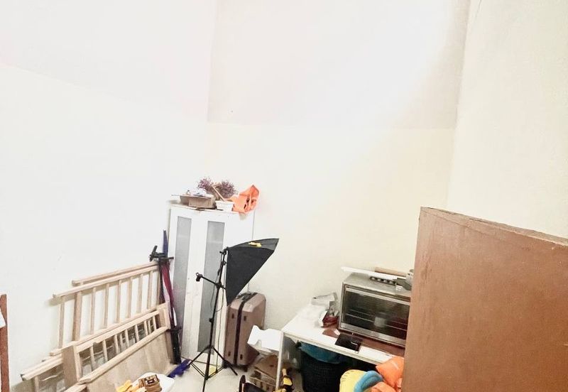 Taman Desa Saujana *