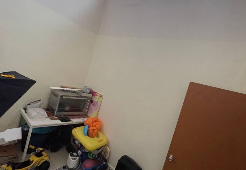 Taman Desa Saujana *