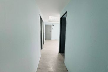 Kondo Rakyat (Desa Pantai Flat)