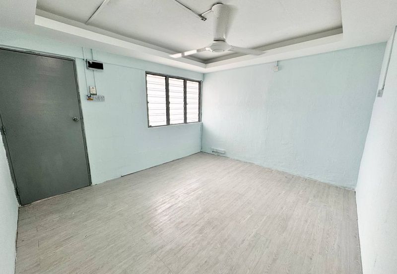 Kondo Rakyat (Desa Pantai Flat)