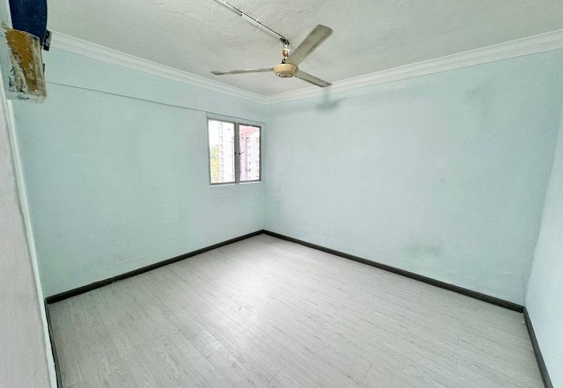 Kondo Rakyat (Desa Pantai Flat)