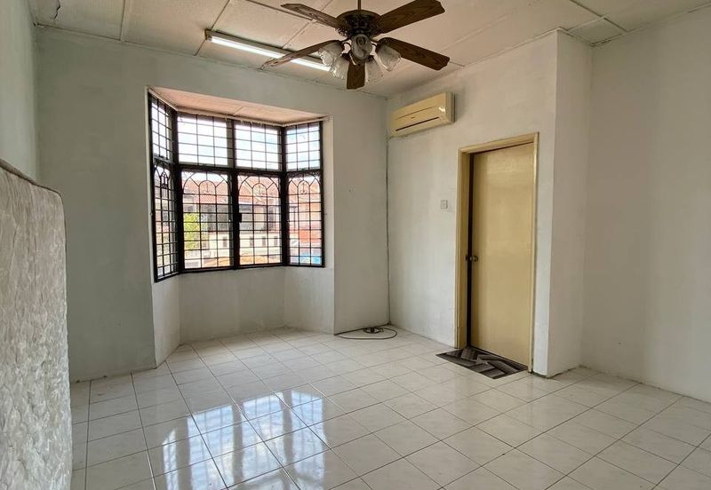 Taman Dahlia, Sepang