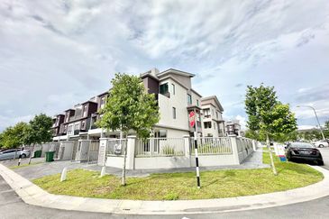 The Strata @ Bandar Puteri Bangi