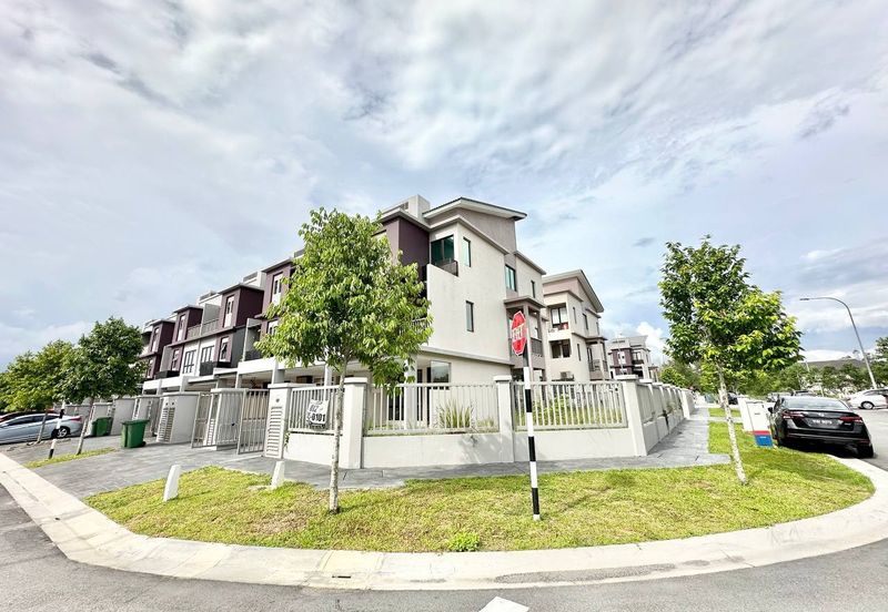 The Strata @ Bandar Puteri Bangi