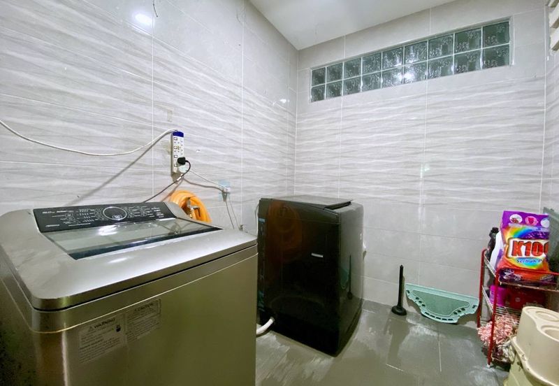 Desa Pinggiran Putra