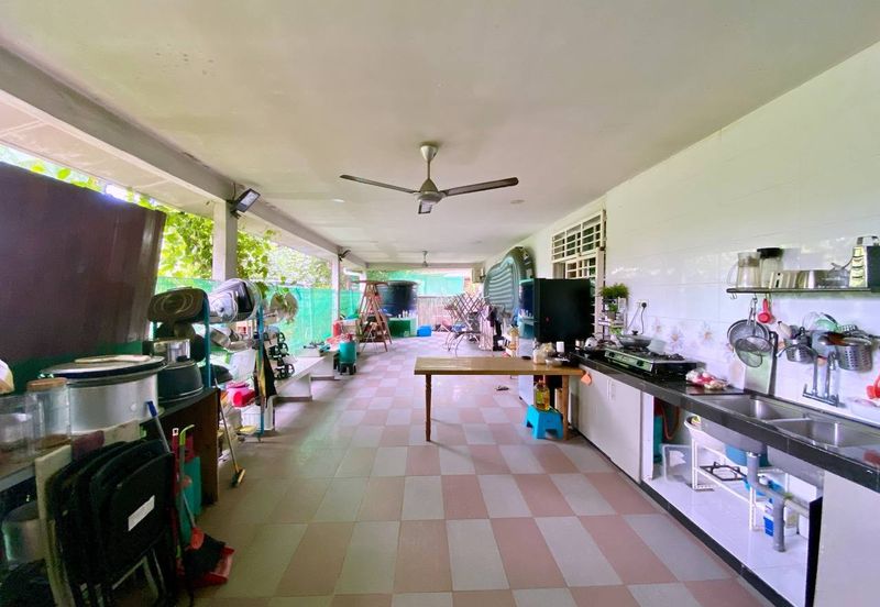 Desa Pinggiran Putra