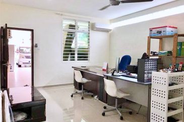 Desa Pinggiran Putra