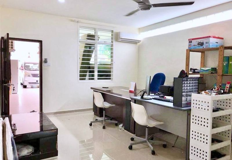 Desa Pinggiran Putra