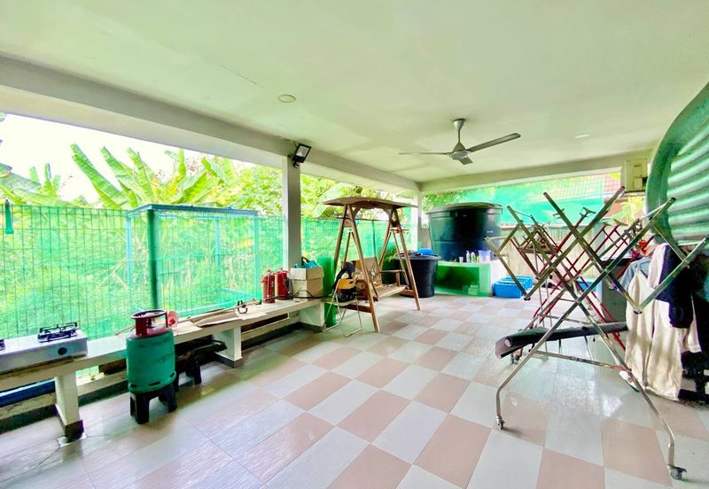 Desa Pinggiran Putra