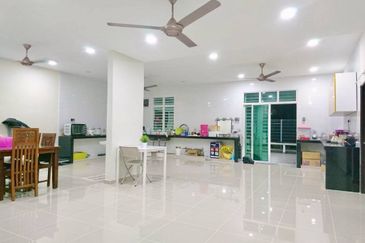 Desa Pinggiran Putra