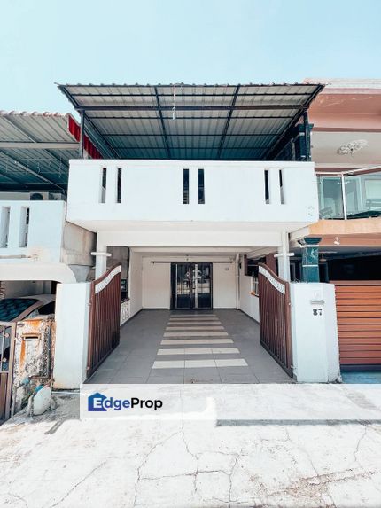 [FULLY RENOVATED & MOVE IN CONDITION] 2 STOREY TERRACE, TAMAN SRI JELOK KAJANG, Selangor, Kajang