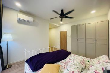 Dahlia @ Serene Heights