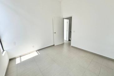 Elmera @ Setia Ecohill 2