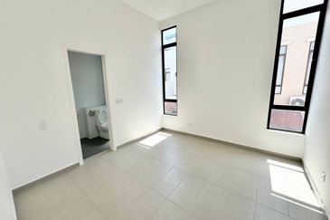 Elmera @ Setia Ecohill 2