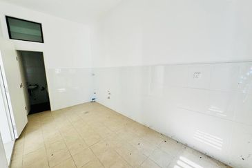 Elmera @ Setia Ecohill 2