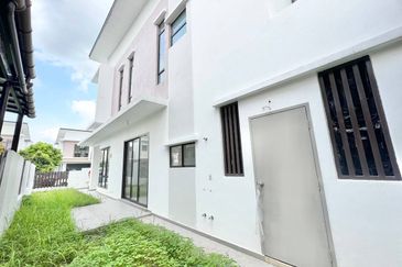 Elmera @ Setia Ecohill 2