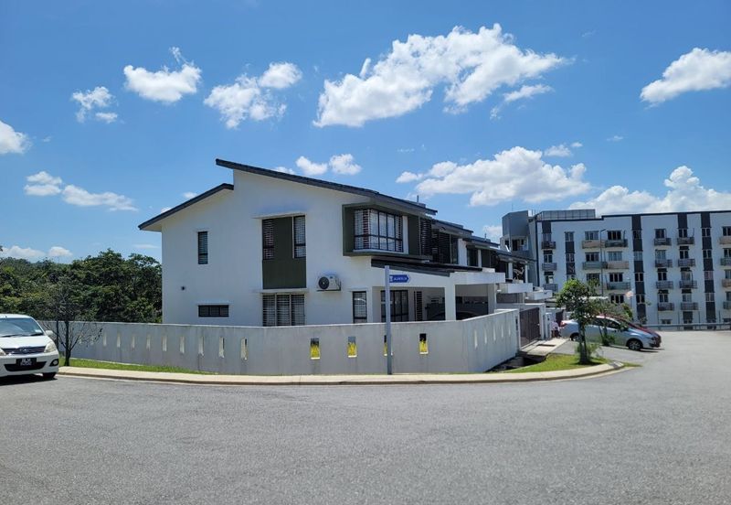 Taman Saujana Sekata