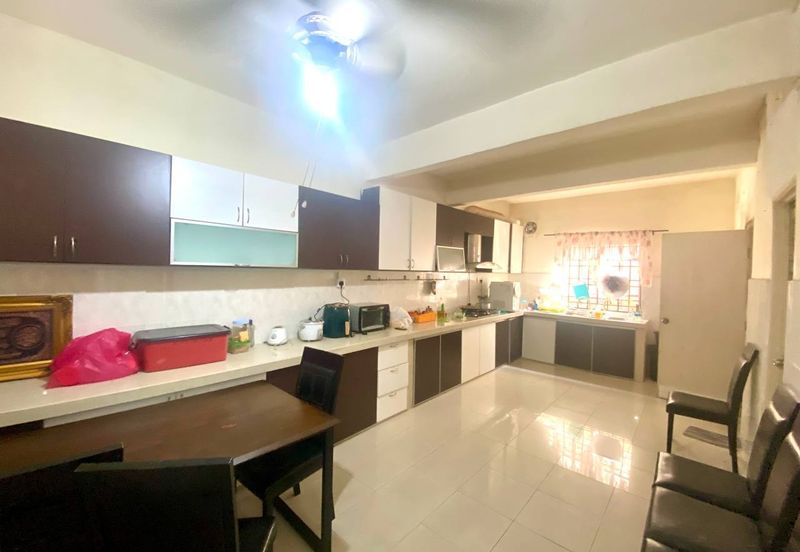 Seksyen 6 @ Bandar Bukit Mahkota